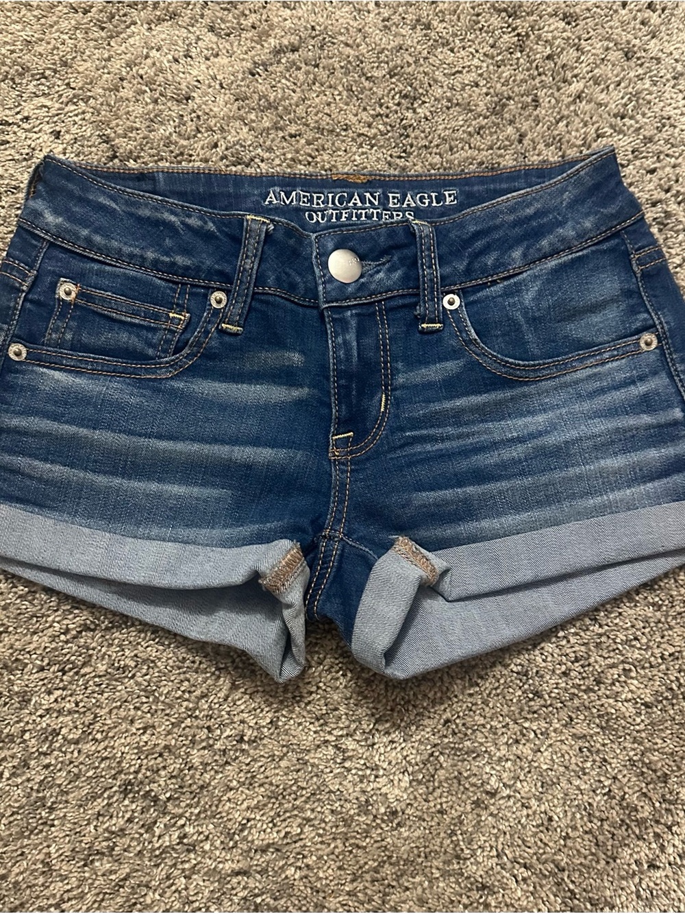 American Eagle Outfitters Blue Denim Roll-Cuff Jean Shorts